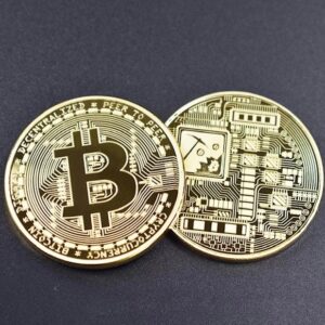 Pozłacana moneta Bitcoin -pierwsza kryptowaluta w złocie.
