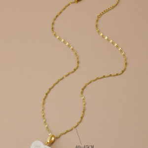 Naszyjnik „kryształowe” serce.