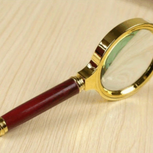 Klasyczna lupa, 50-krotne powiększenie.